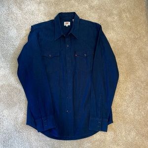 Levi’s classic western button down